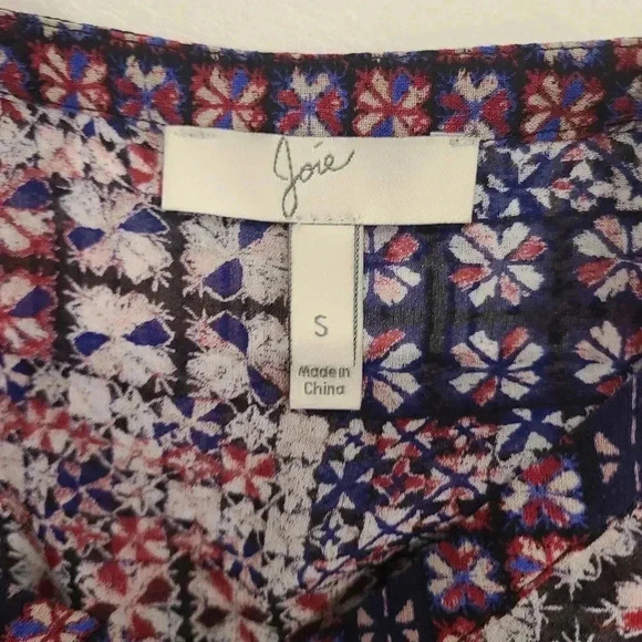 COPY 100% Silk - Joie long sleeve silk blouse - Picture 6 of 14